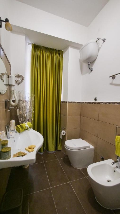 Home Suites Giolitti Rome Bagian luar foto