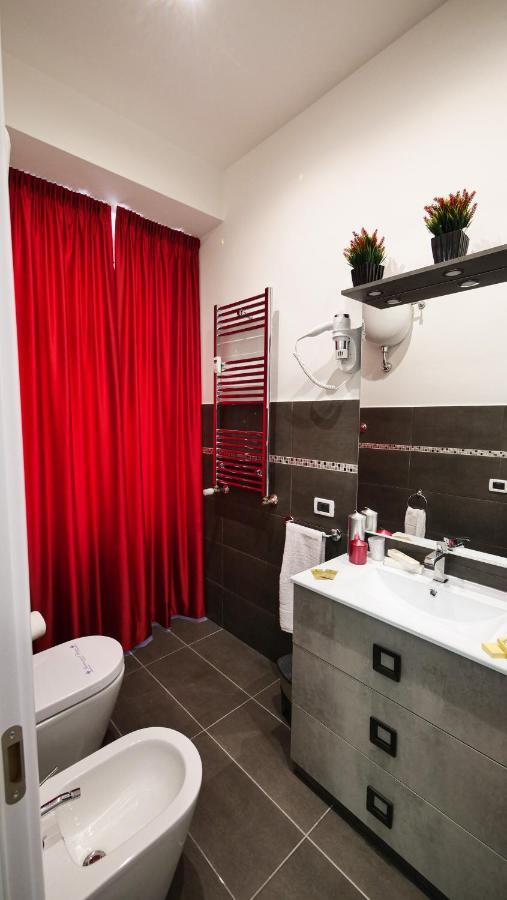 Home Suites Giolitti Rome Bagian luar foto